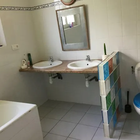 Campsite Gites-cyclistes-leon *