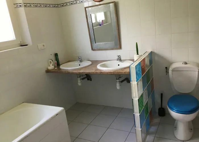 Camping Gites-cyclistes-leon *